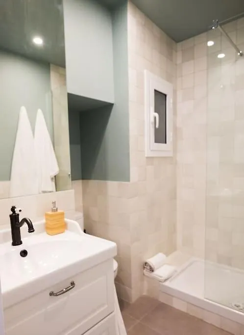 Excellent New Apartment By The Beach Barcelona