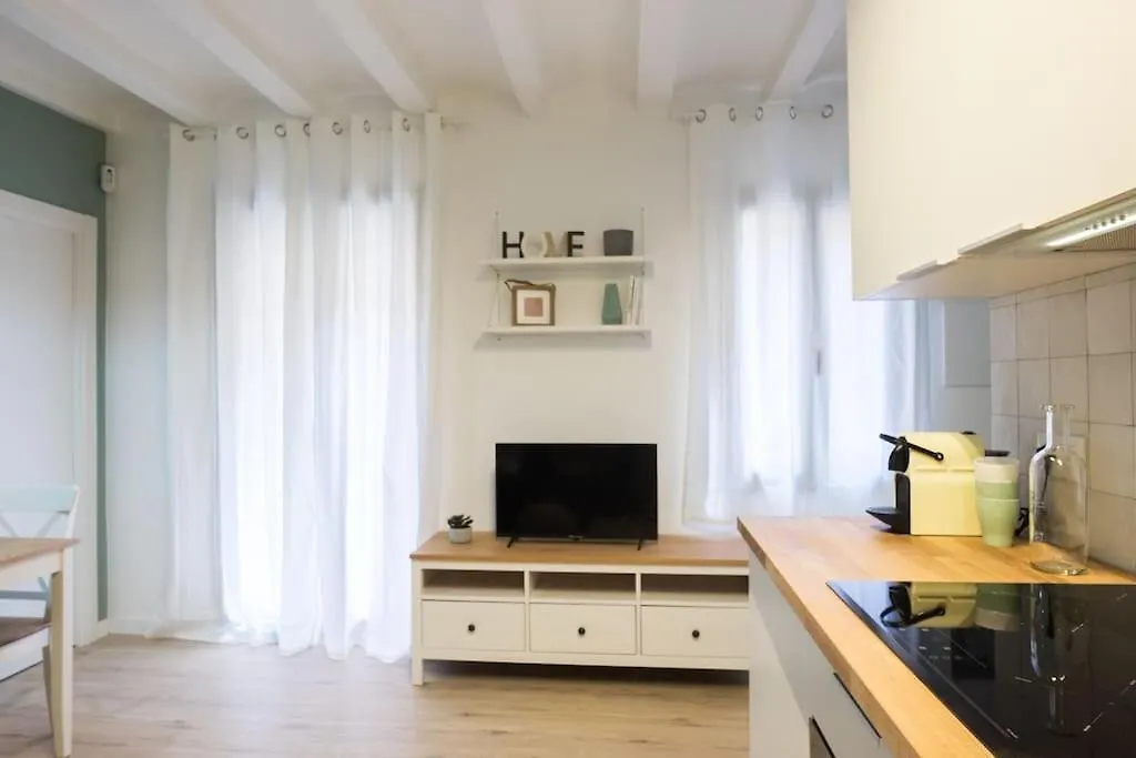 Excellent New Apartment By The Beach Barcelona 0*,  Spain